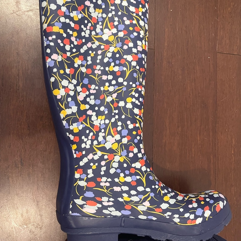 nwot/nwob anthropologie navy floral Women's Rain Boots 7 - Picture 9 of 16